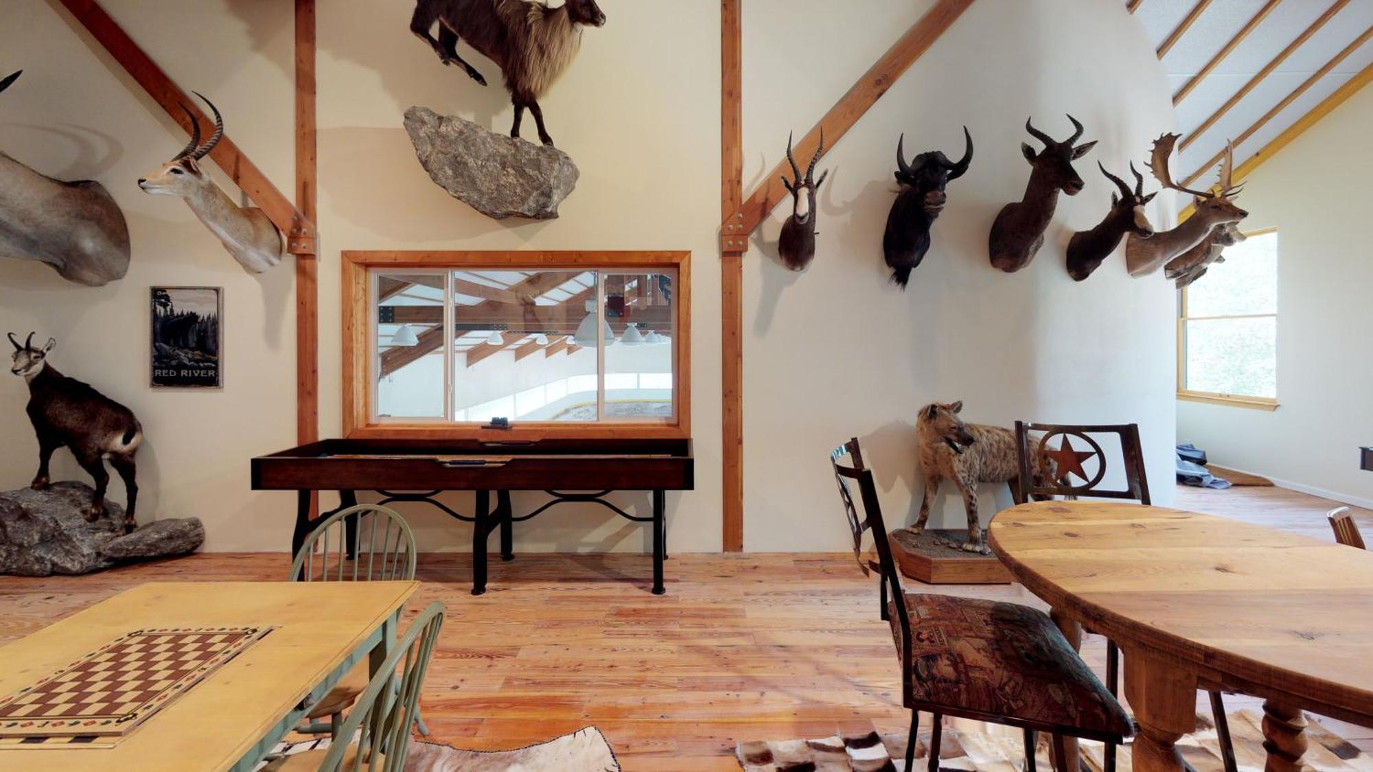 River Lyric Lodge - Formerly Double Dog Red River Eksteriør billede